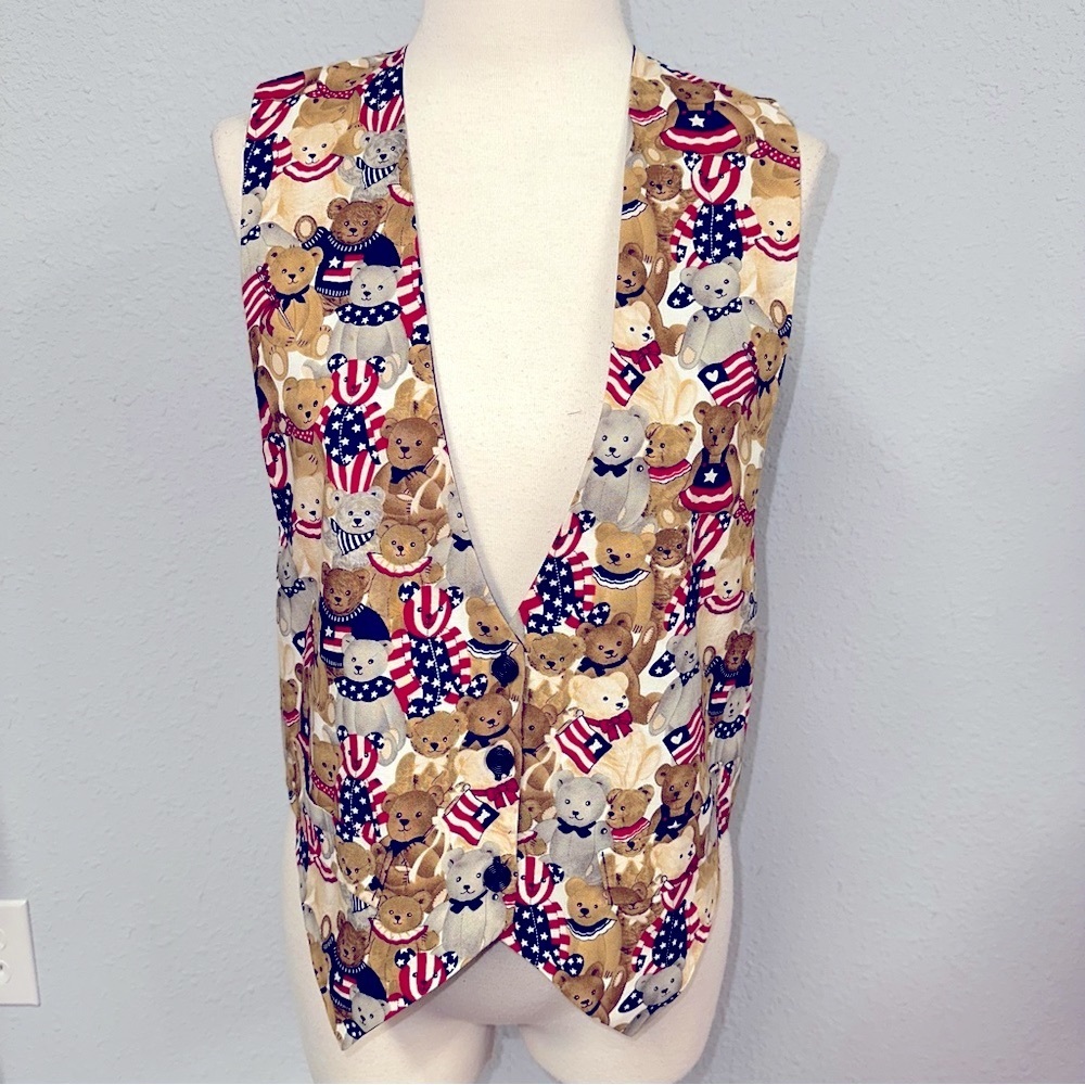 Women’s patriotic teddy bear vest sz S